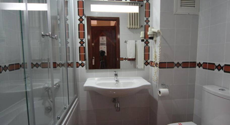 Vardar Palace Hotel