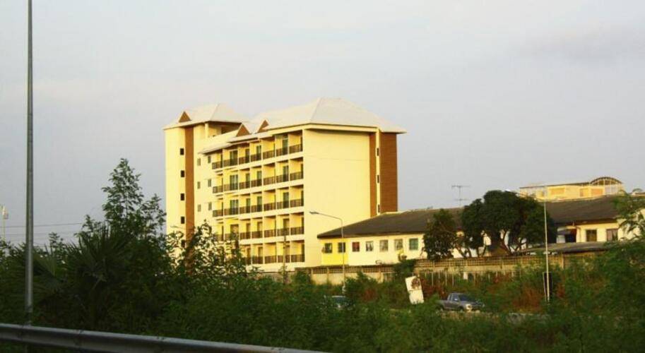 The Icon Place At Nurn Plub Wan