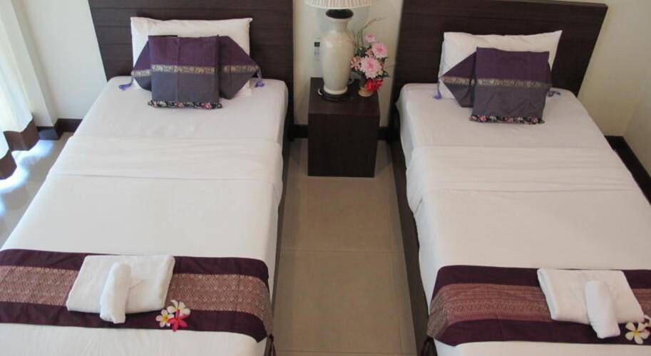 Suphan Lake Hometel