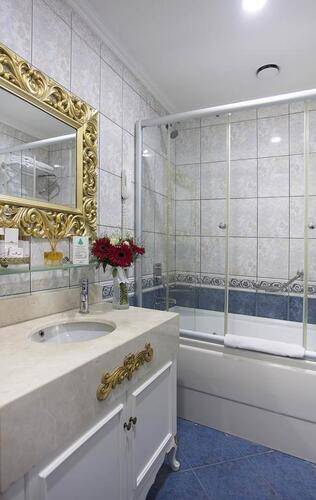 Seres Hotel