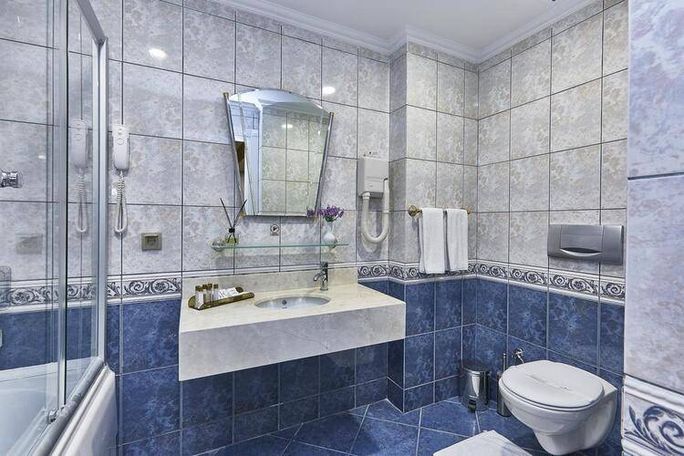 Seres Hotel