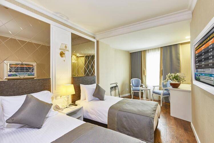 Seres Hotel