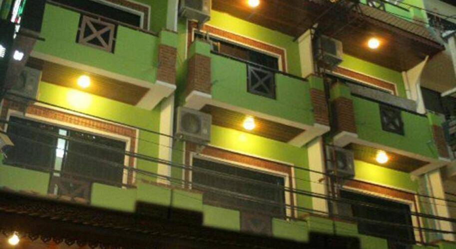 Max Hotel