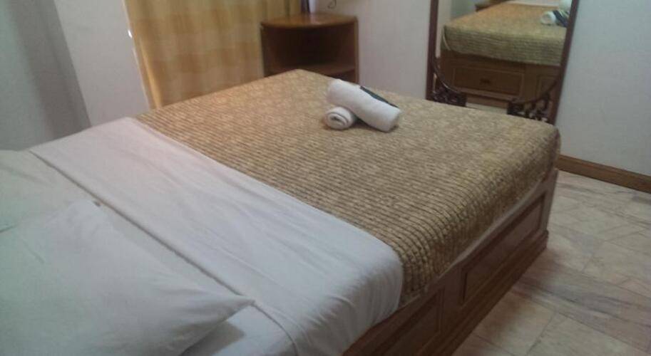 Max Hotel