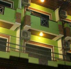 $item['hotel']['name']