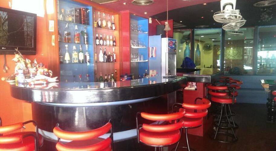 Max Hotel