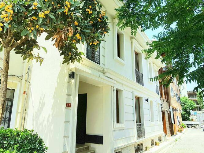 Lalinn Hotel