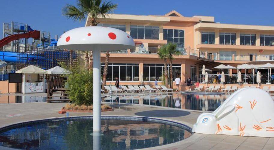 Wyndham Residences Kusadasi Golf & Spa