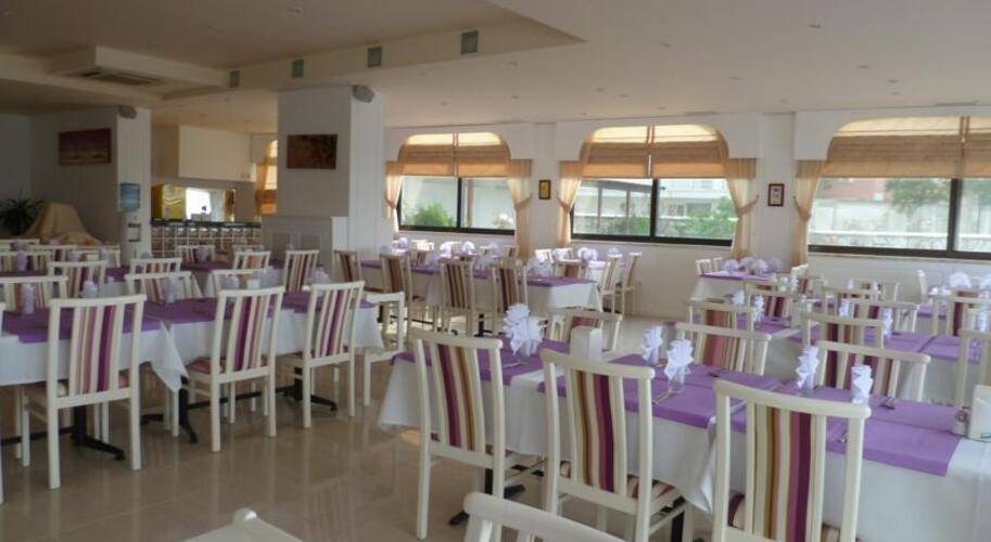 Marti Beach Hotel