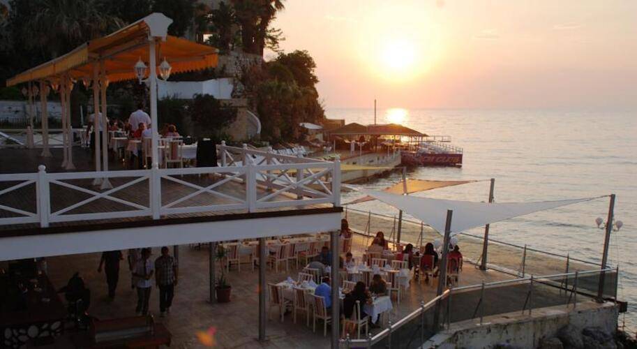Marti Beach Hotel