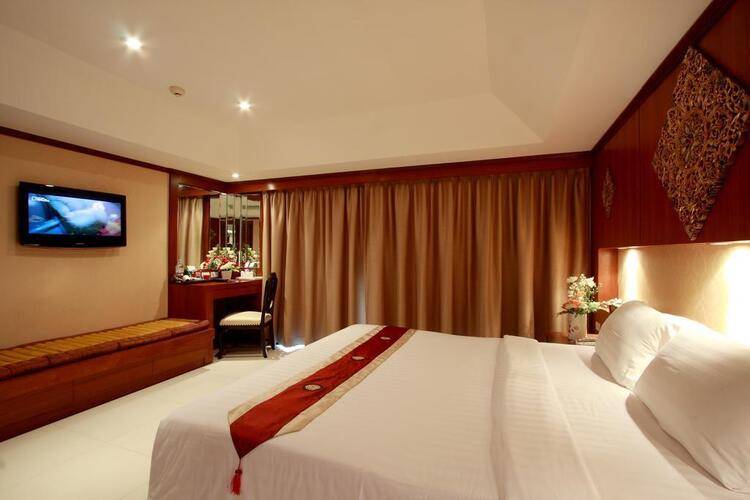 Rayaburi Hotel
