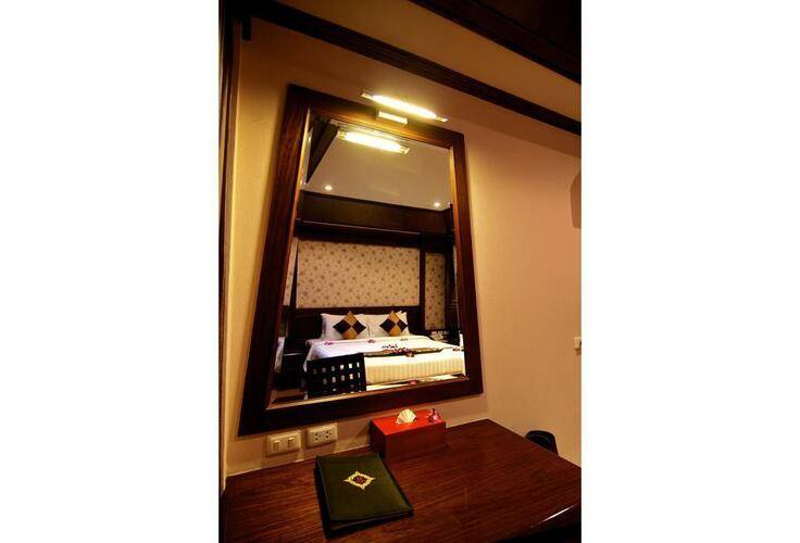 Rayaburi Hotel