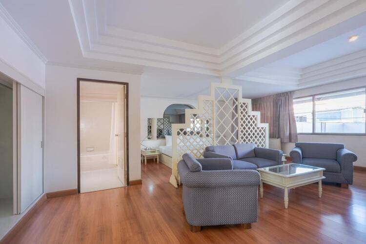Mike Hotel Pattaya