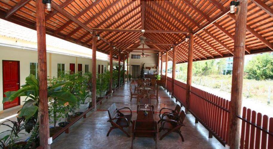 Lotusland Resort