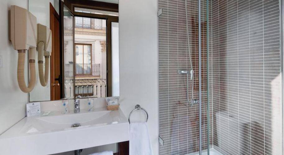 Suizo Hotel — фото 4