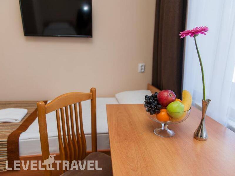 Фотография Garden Hills Hotel 3