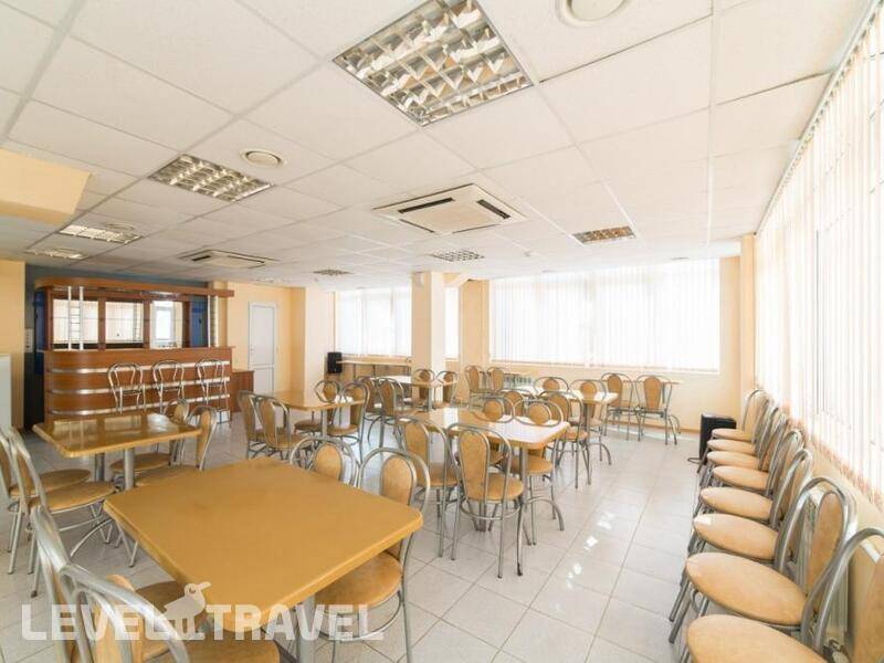 Фотография Garden Hills Hotel 3