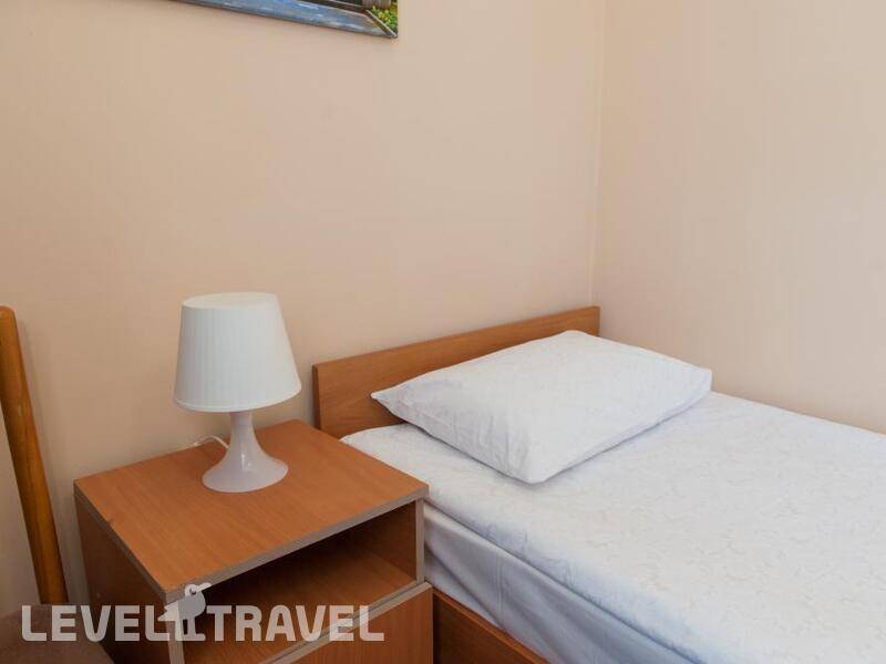 Фотография Garden Hills Hotel 3
