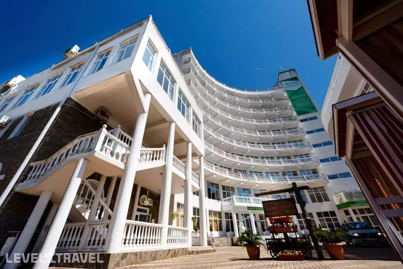 Garden Hills Hotel 3