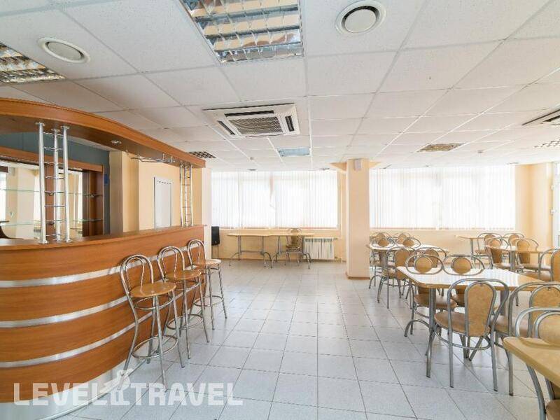 Фотография Garden Hills Hotel 3
