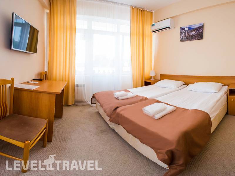Фотография Garden Hills Hotel 3