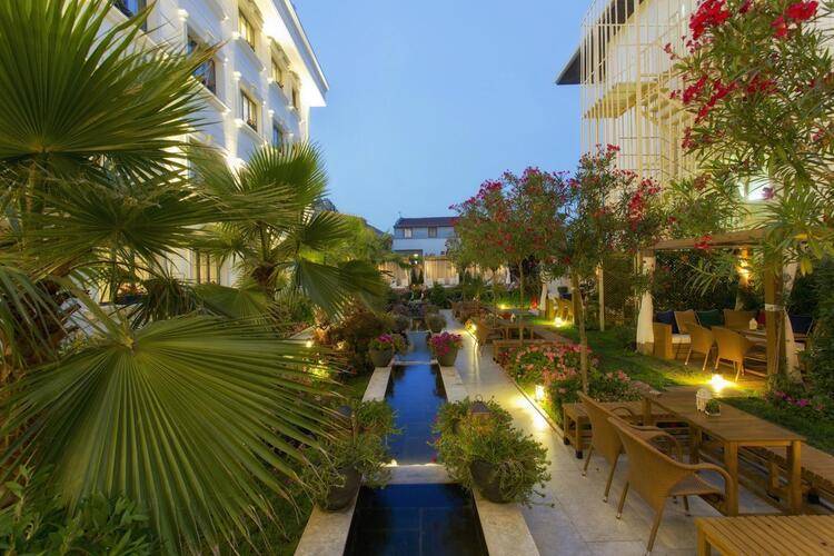 Sura Hagia Sophia Hotel