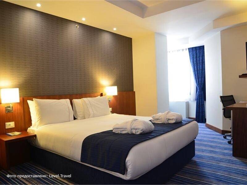 Фотография Tryp By Wyndham Istanbul Taksim Hotel