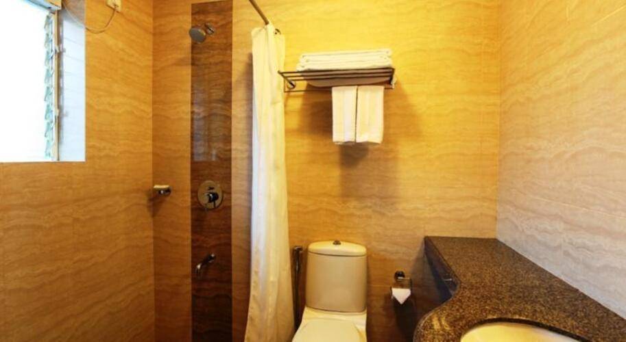 The Hawaii Comforts Hotel