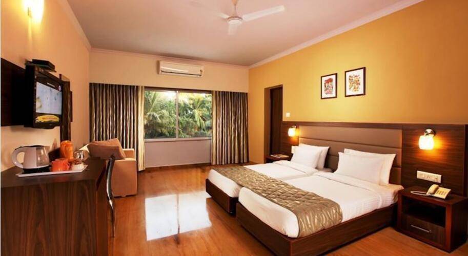 The Hawaii Comforts Hotel