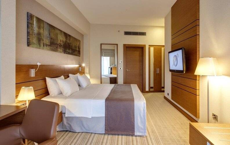 METROPOL Гранд Отель Геленджик (Ex. Kempinski Grand Hotel)