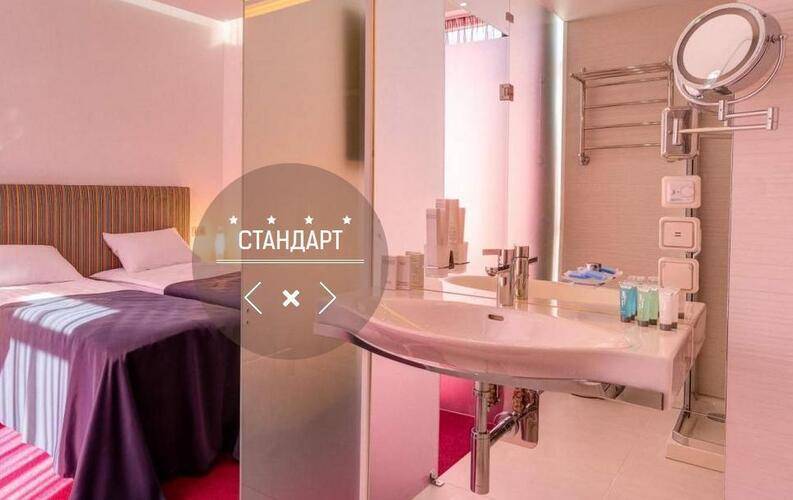 Отель Адриано