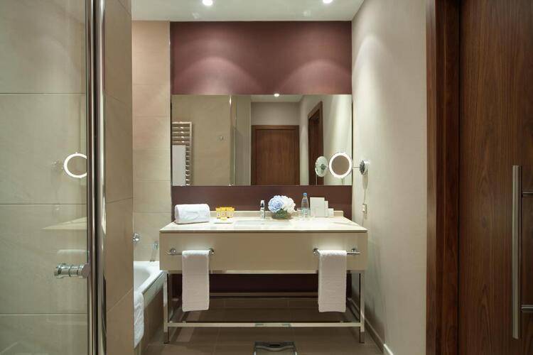 Novotel Resort & Spa Krasnaya Polyana Sochi (Ex. Горки Отель Сьютс, Ex.Solis Sochi Hotel)