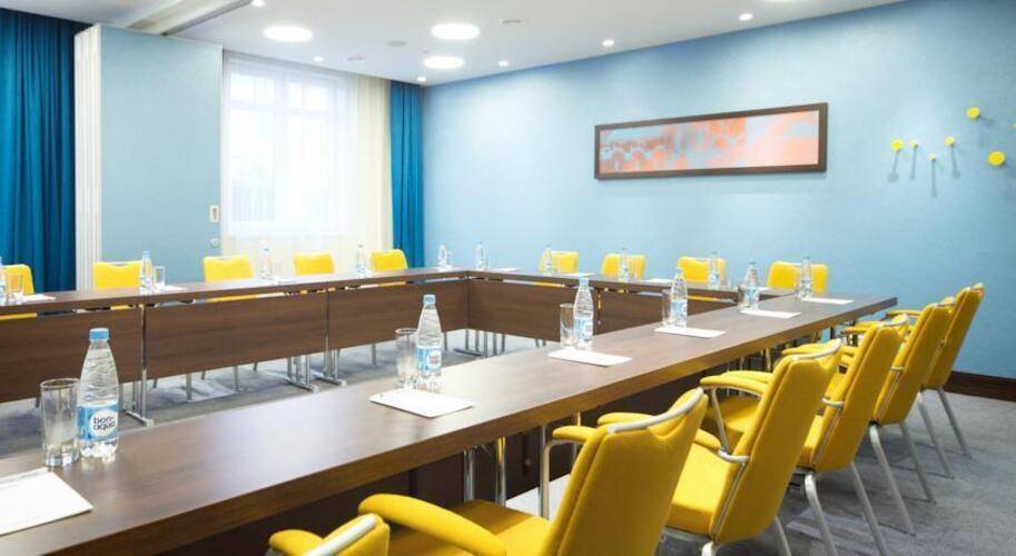 Cosmos Sochi Hotel (Ex.Park Inn By Radisson Sochi City Centre)