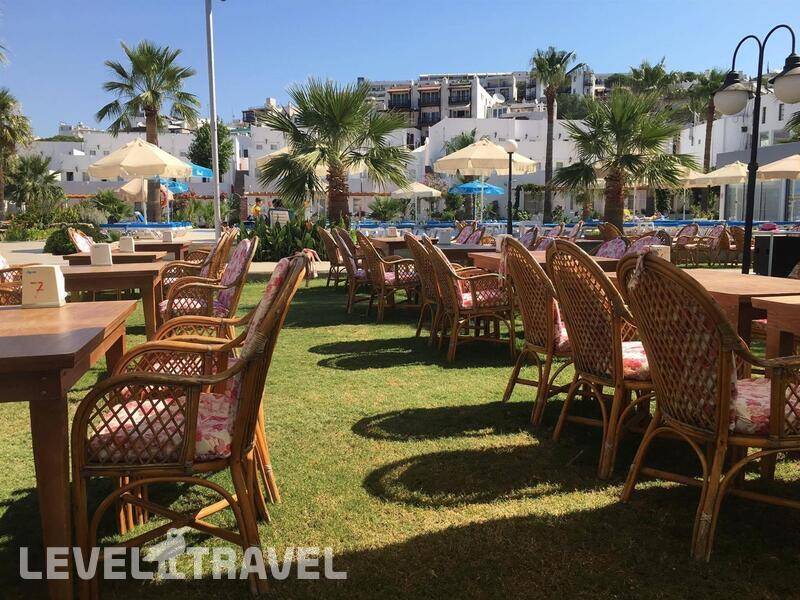 Фотография Nagi Beach Hotel