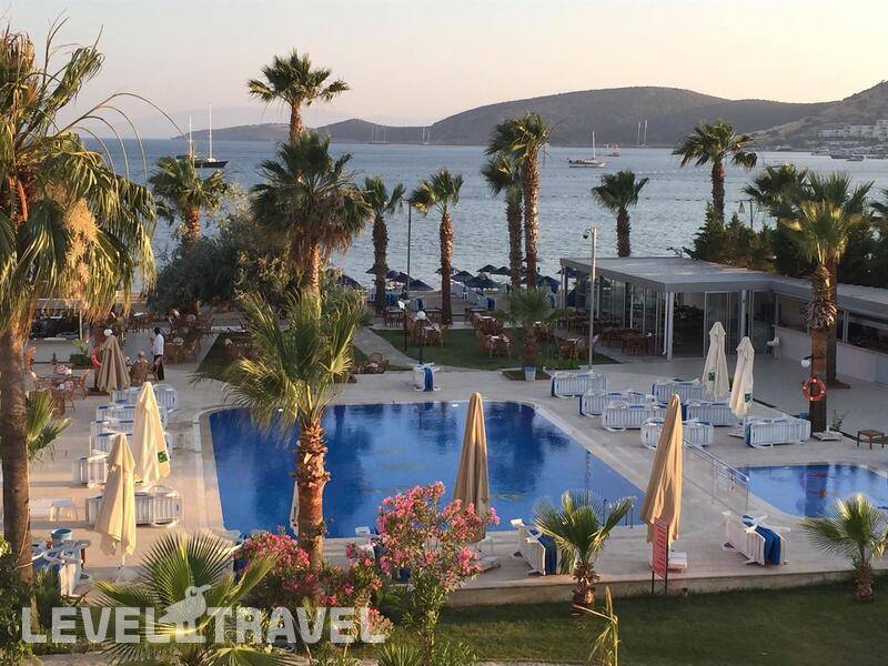 Фотография Nagi Beach Hotel