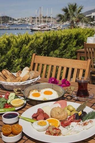 Akkan Beach Hotel