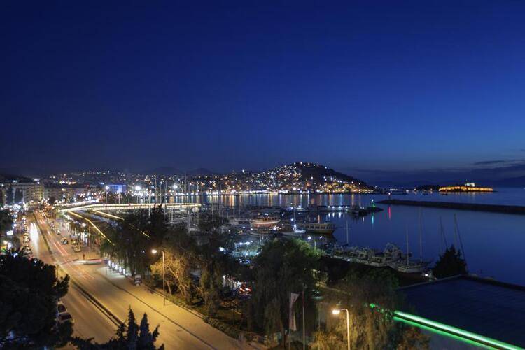 Doubletree By Hilton Kusadasi