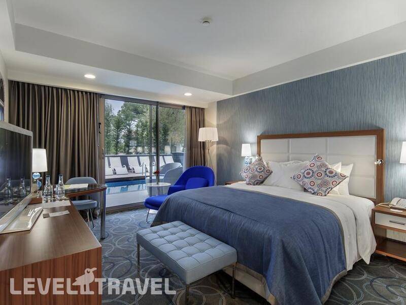 Фотография Doubletree By Hilton Kusadasi