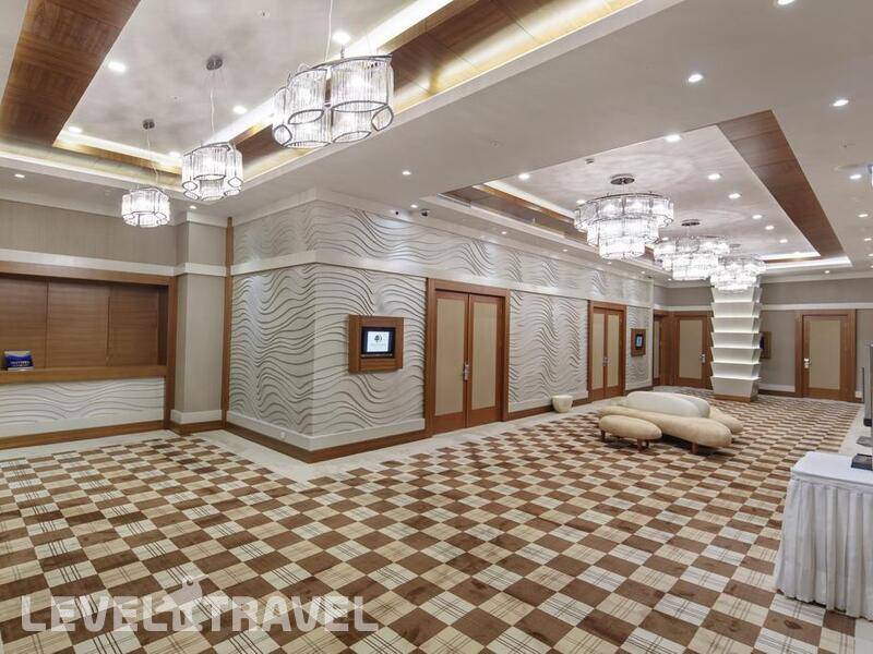 Фотография Doubletree By Hilton Kusadasi