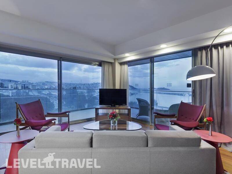 Фотография Doubletree By Hilton Kusadasi