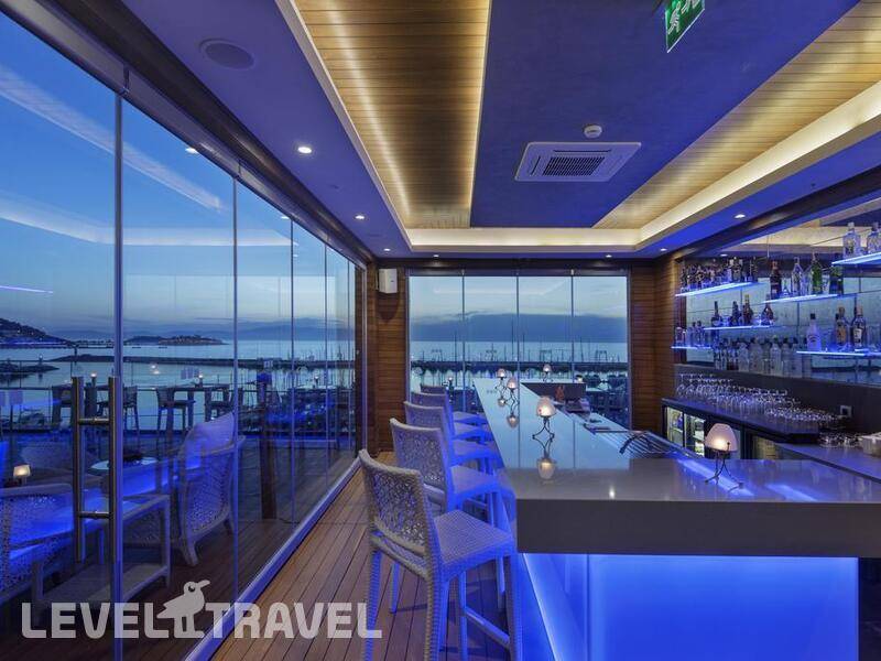 Фотография Doubletree By Hilton Kusadasi
