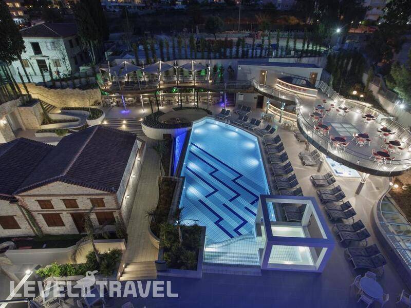 Фотография Doubletree By Hilton Kusadasi