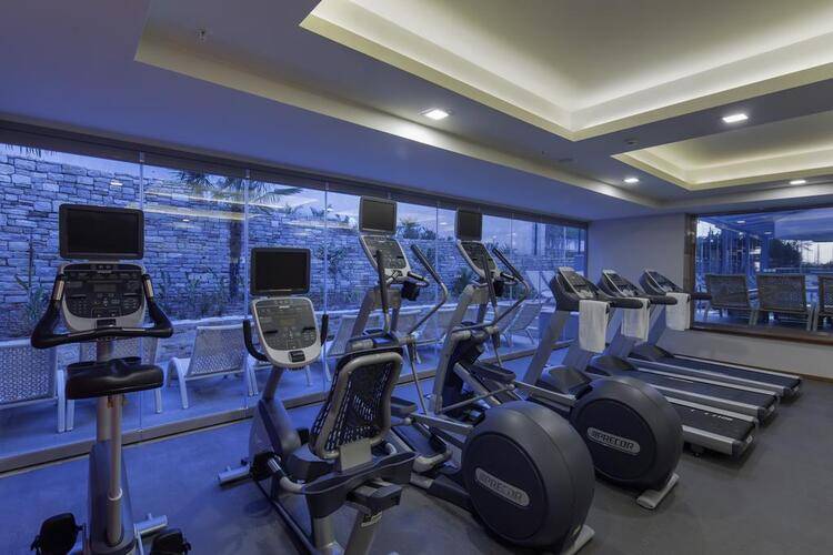 Doubletree By Hilton Kusadasi