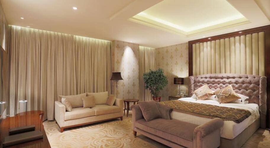 Ritan Hotel