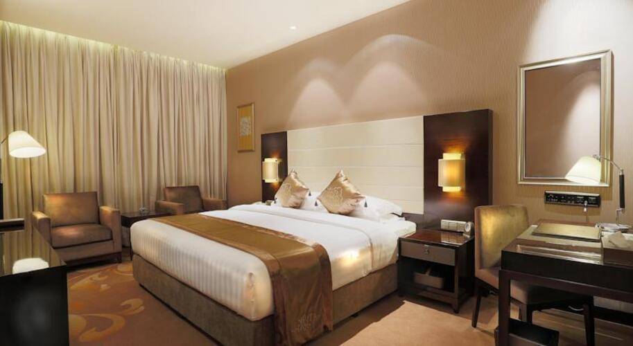Ritan Hotel