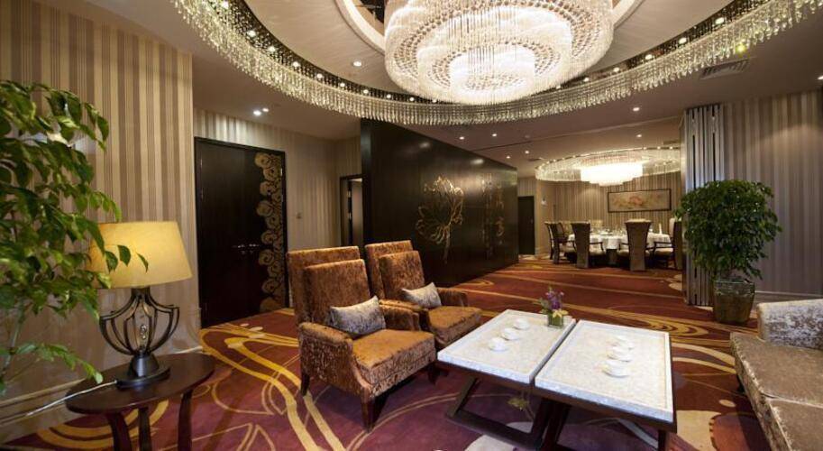 Ritan Hotel
