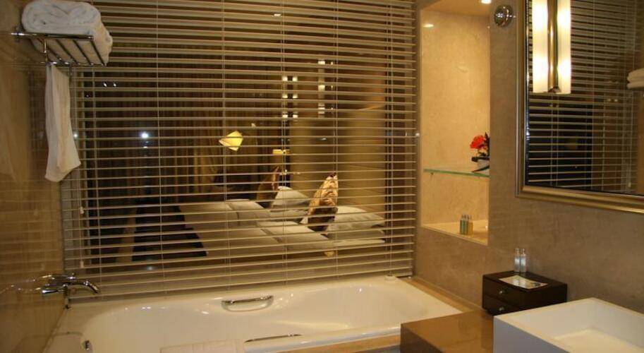 Ritan Hotel
