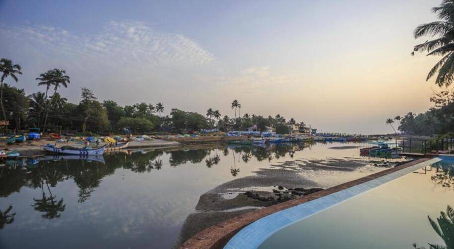 Acron Waterfront Resort