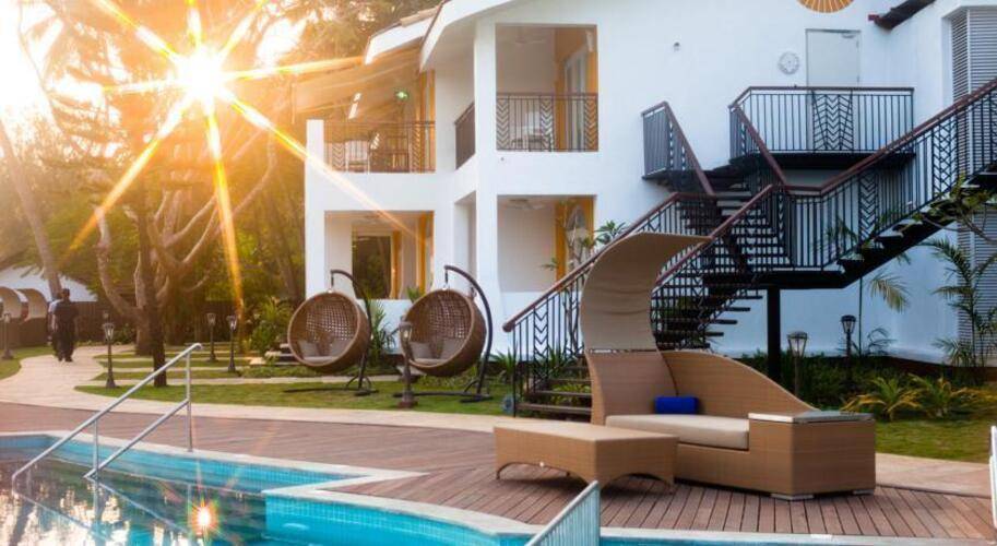 Acron Waterfront Resort