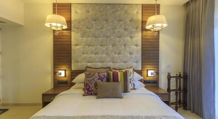 Acron Waterfront Resort